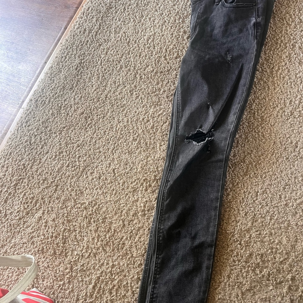 Black Distressed Jeans